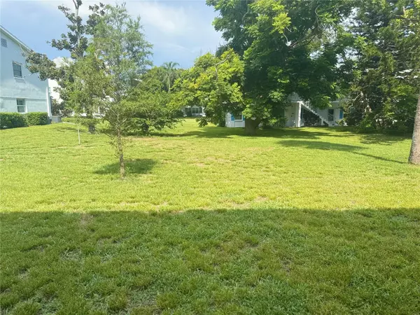 Dunedin, FL 34698,600 GLENNES LN #106