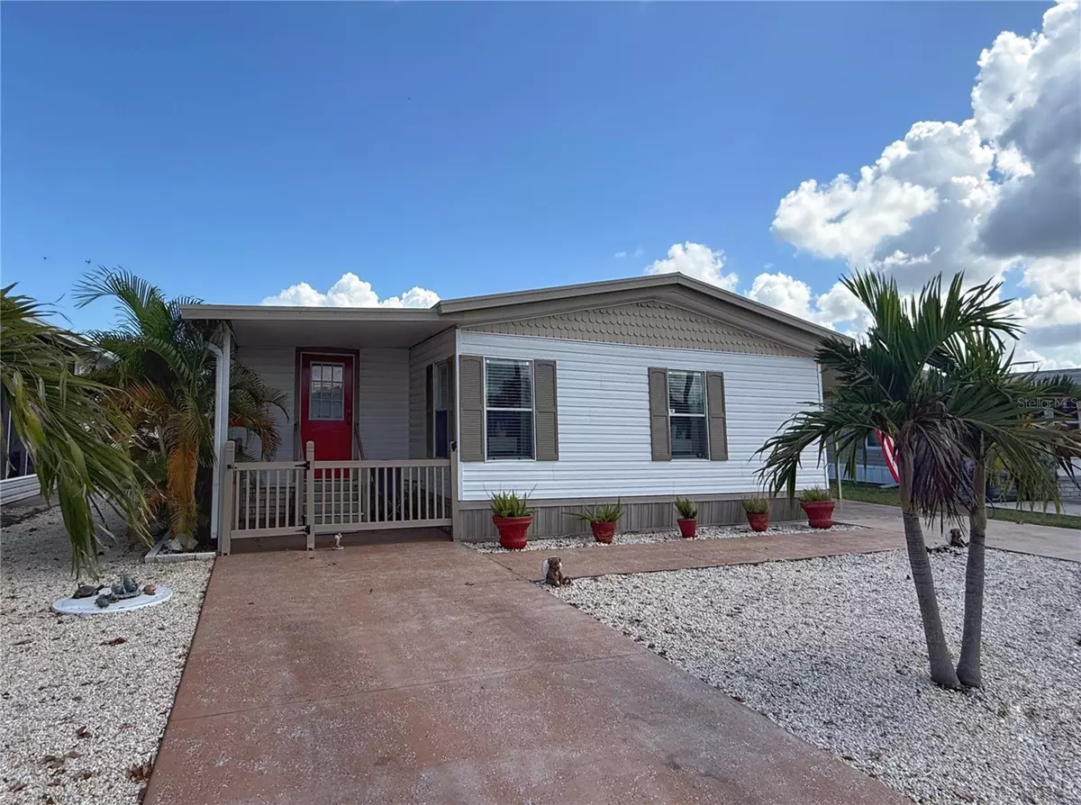 Apollo Beach, FL 33572,119 S SAINT THOMAS CIR