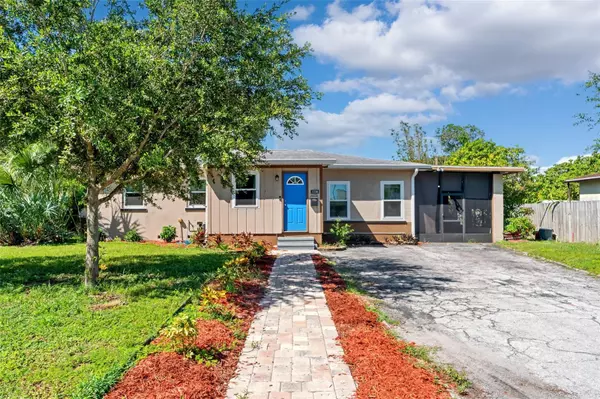 1230 32ND ST N, St Petersburg, FL 33713
