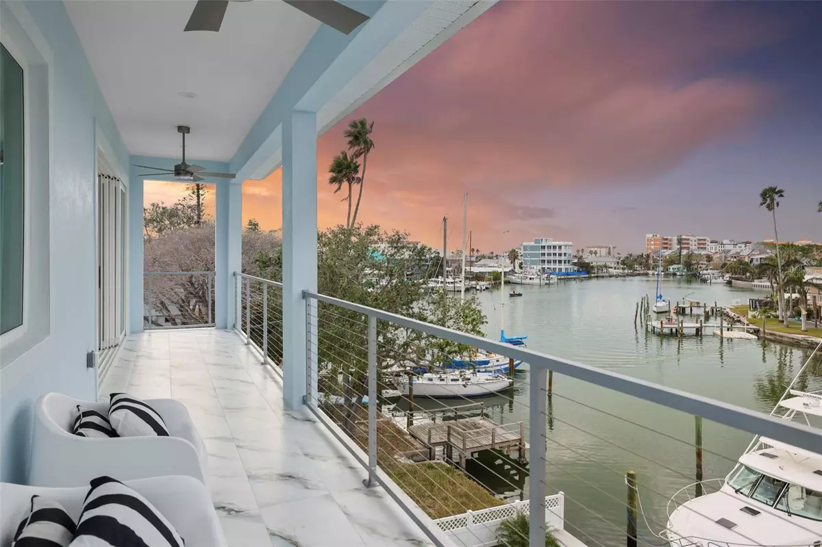 Madeira Beach, FL 33708,326 129TH AVE E