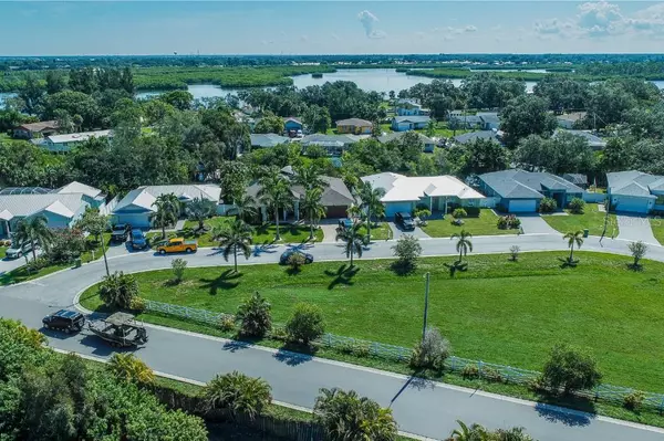 Bradenton, FL 34208,2801 11TH AVE E