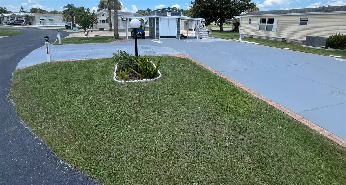 Frostproof, FL 33843,490 PINE LOOP