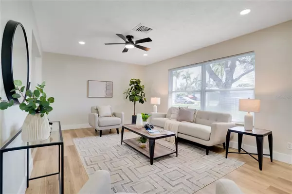 Seminole, FL 33772,8956 124TH WAY