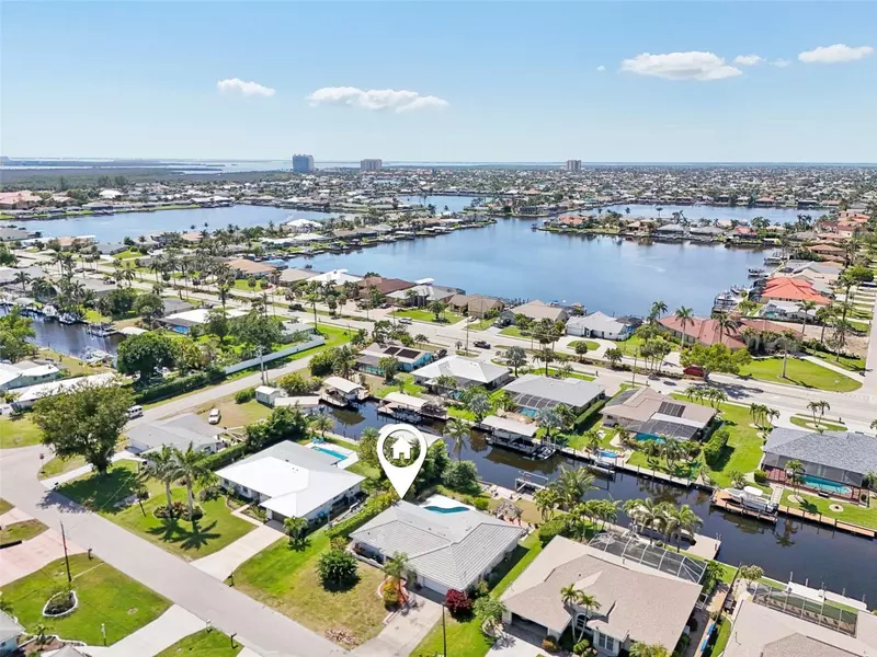 5208 SW 3RD AVE, Cape Coral, FL 33914