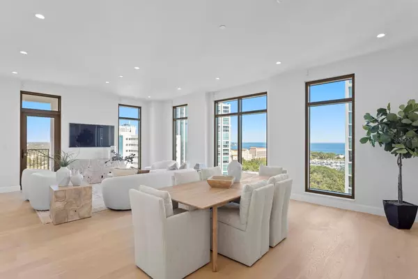 St Petersburg, FL 33701,126 4TH AVE NE #1201