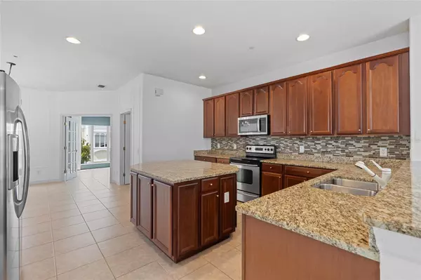 St Petersburg, FL 33702,1190 VENETIAN HARBOR DR NE
