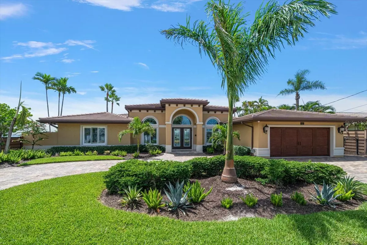 St Pete Beach, FL 33706,422 55TH AVE