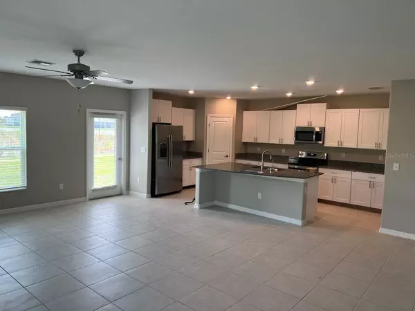Ruskin, FL 33570,580 ROYAL EMPRESS DR