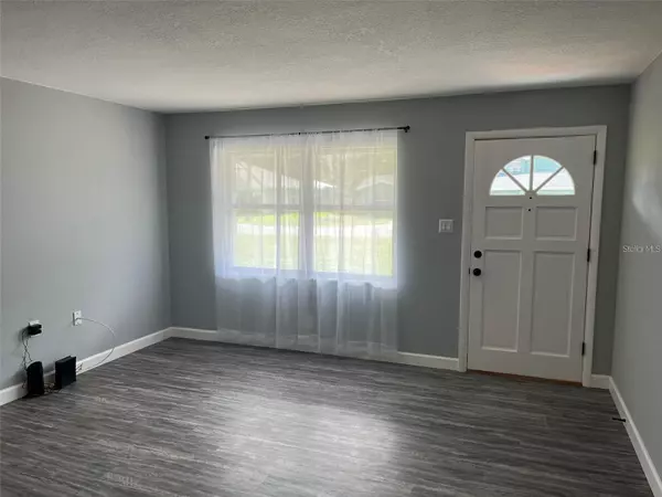 Brandon, FL 33510,206 JAMES ST
