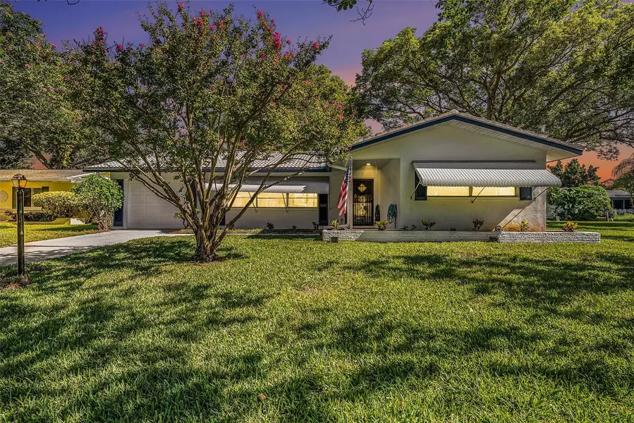 2062 FOREST DR, Clearwater, FL 33763