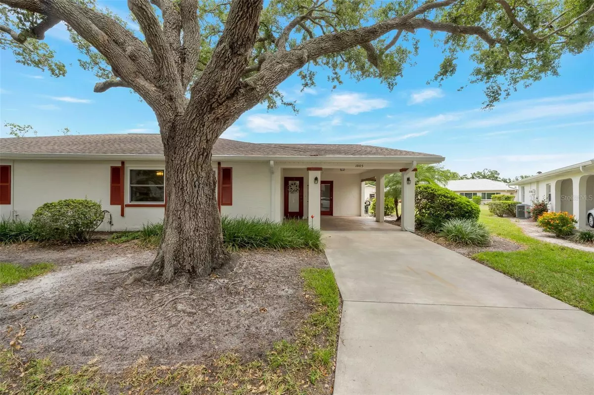 Sun City Center, FL 33573,1005 HAREFIELD CIR #43