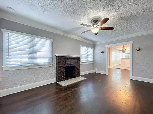 Tampa, FL 33603,213 W WILDER AVE