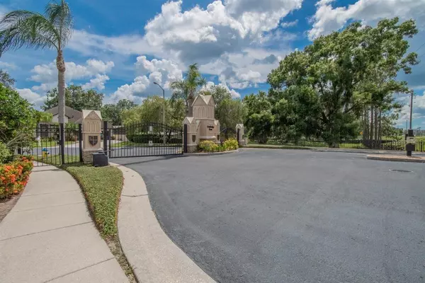Lutz, FL 33558,2336 SHIRECREST COVE WAY
