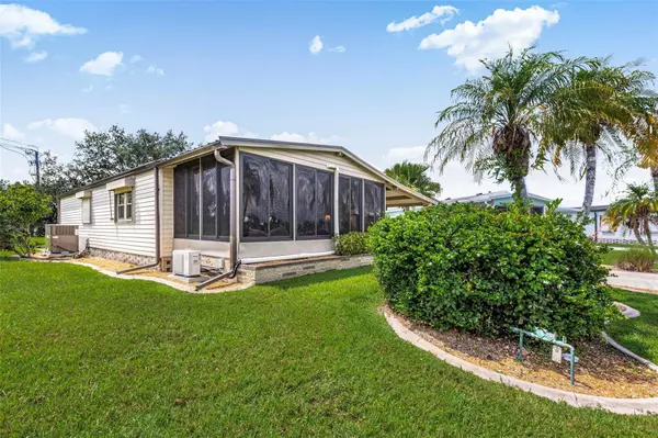 North Port, FL 34287,517 LA PLAYA CIR
