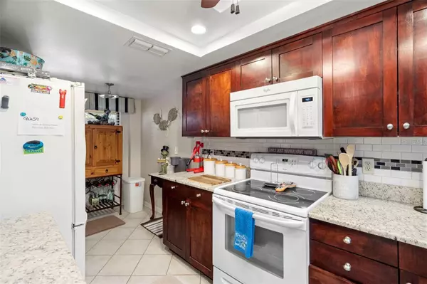 Tarpon Springs, FL 34689,1817 GOLFVIEW DR #1817