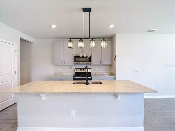 Zephyrhills, FL 33541,3329 FRESNO PL