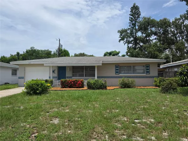 St Petersburg, FL 33709,7047 40TH TER N