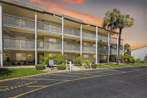 Apollo Beach, FL 33572,1028 APOLLO BEACH BLVD #114