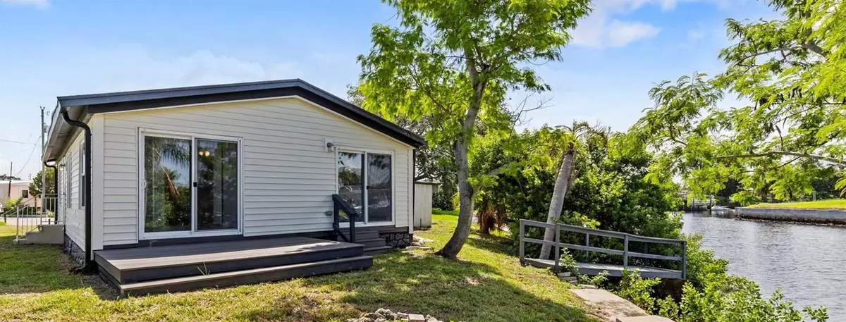 Hudson, FL 34667,13147 CABIN CT