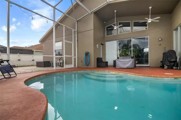 Tampa, FL 33647,10327 MEADOW CROSSING DR