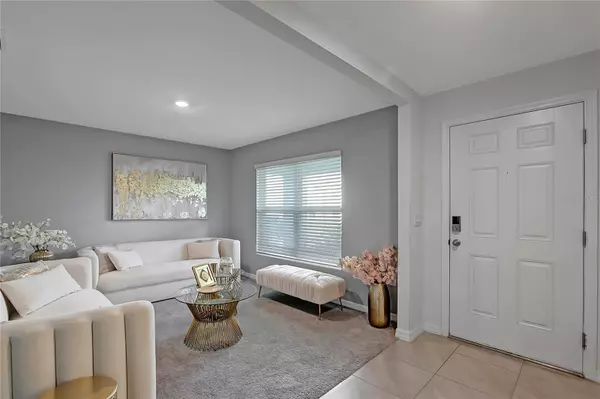 Tampa, FL 33637,7737 ROSEWOOD GARDEN LOOP