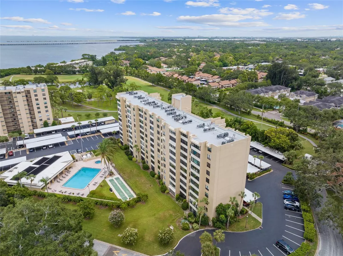 Clearwater, FL 33760,2621 COVE CAY DR #407