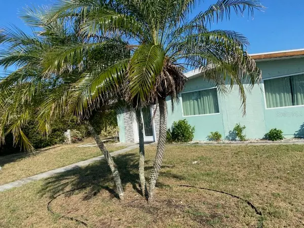 Port Charlotte, FL 33952,471 SHARON CIR