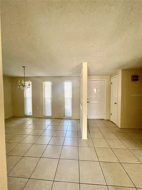 Holiday, FL 34690,1037 TAMARAC DR
