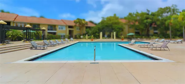 Sarasota, FL 34238,4065 CROCKERS LAKE BLVD #22