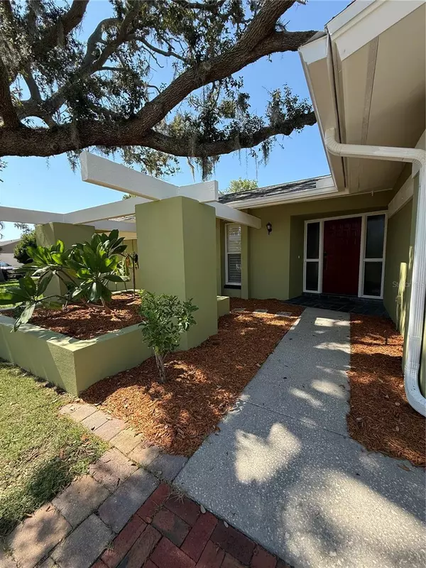 Tarpon Springs, FL 34689,1390 VENTNOR AVE