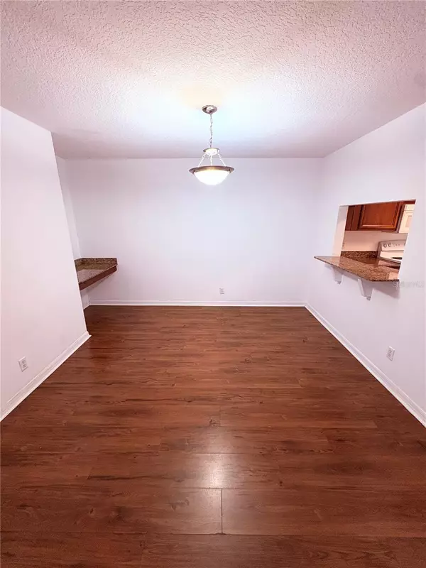 Valrico, FL 33594,252 CASTLEKEEPER PL