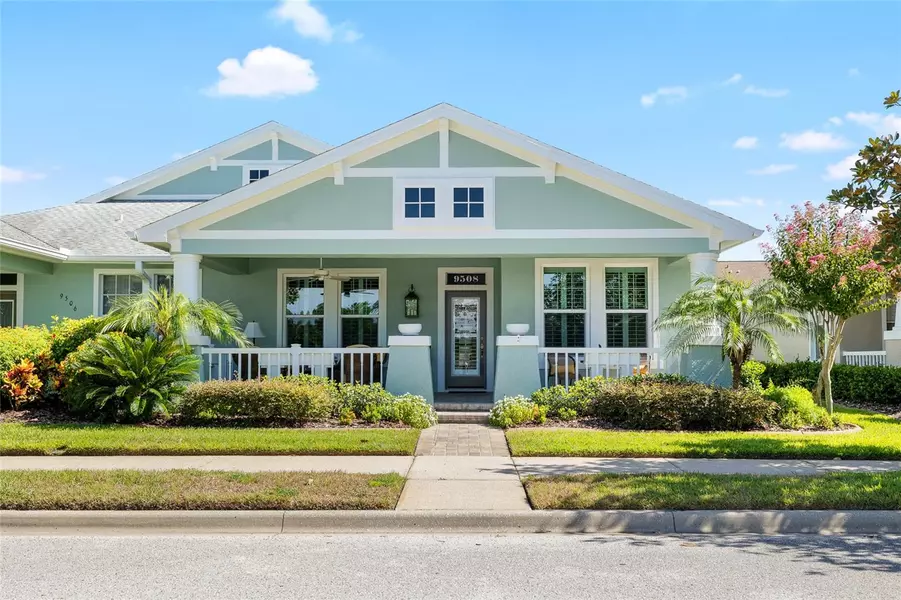 9508 CAVENDISH DR, Tampa, FL 33626