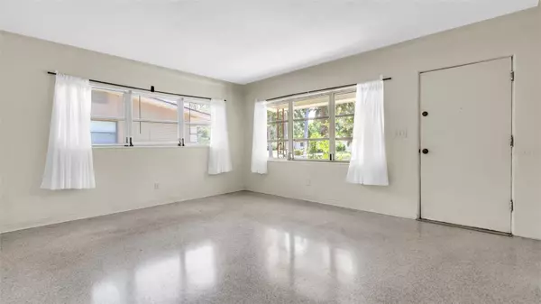 St Petersburg, FL 33705,1209 ALCAZAR WAY S