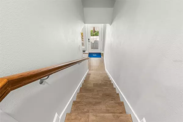 St Petersburg, FL 33712,3155 MOORINGS DR S