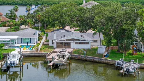 Palm Harbor, FL 34683,120 CARLYLE CIR