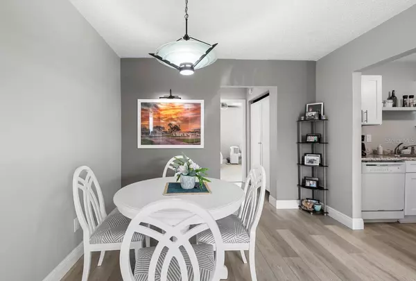 Sun City Center, FL 33573,226 GLOUCESTER BLVD #400