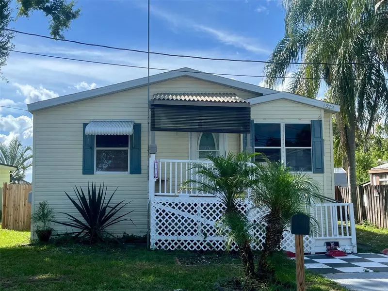 1322 LIVE OAK Pkwy, Tarpon Springs, FL 34689