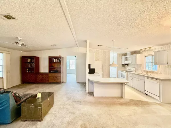 Spring Hill, FL 34607,5152 FOREST GLENN DR