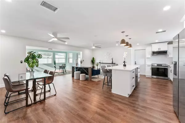 Seminole, FL 33776,13958 ANTIGUA DR