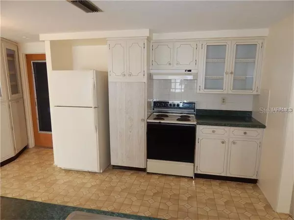 Holiday, FL 34690,4928 GUARDIAN AVE
