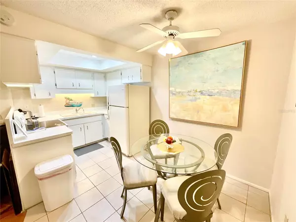 Holiday, FL 34691,4345 TAHITIAN GARDENS CIR #J