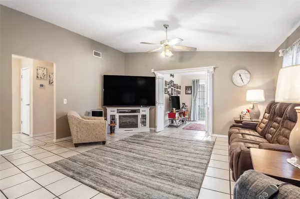 Zephyrhills, FL 33542,37416 TEABERRY LOOP