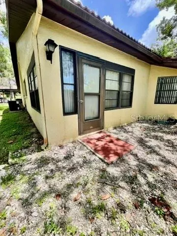 Port Richey, FL 34668,8635 SHADBLOW CT #3