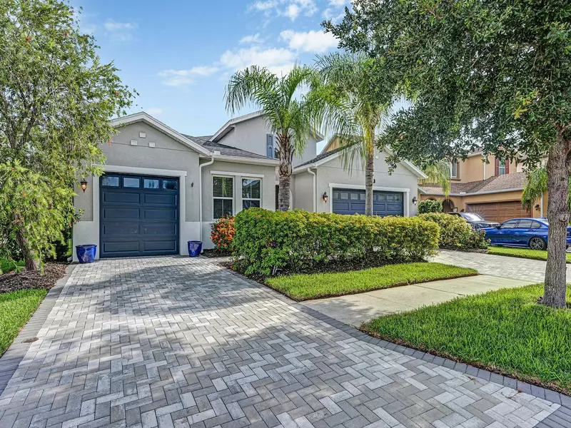 3713 WICKET FIELD RD, Lutz, FL 33548