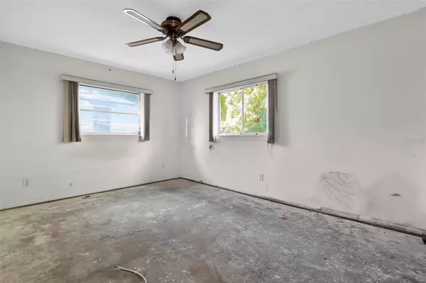 Port Charlotte, FL 33952,22275 ELMIRA BLVD