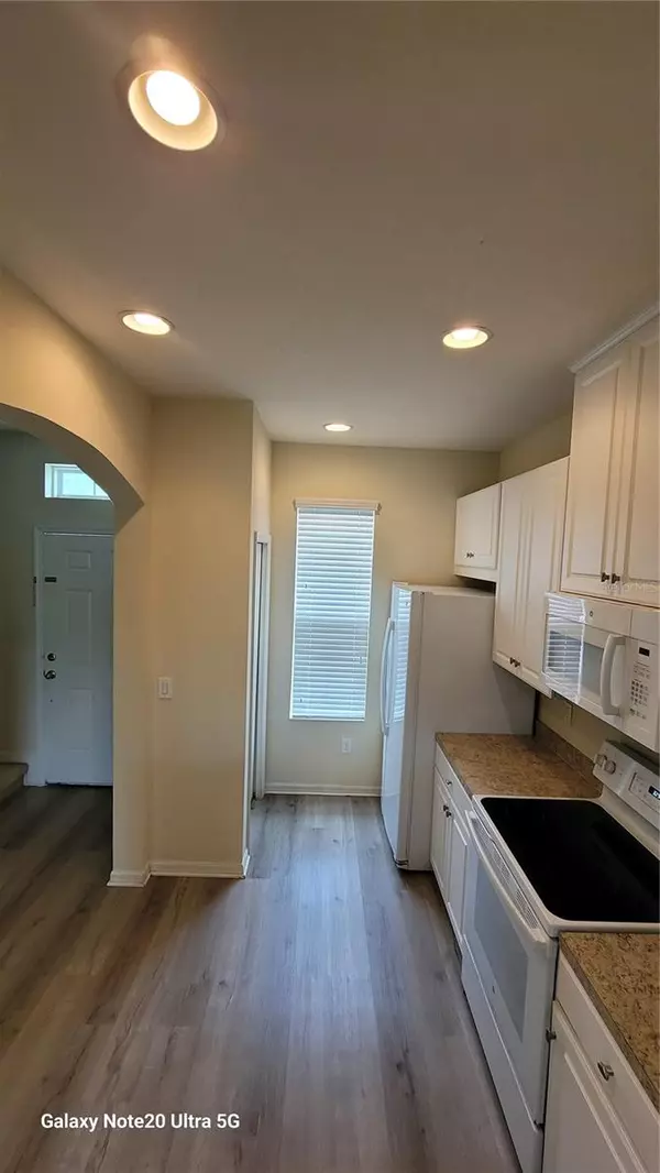 Riverview, FL 33578,8814 WALNUT GABLE CT