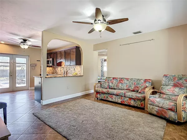 Largo, FL 33778,10931 110TH AVE