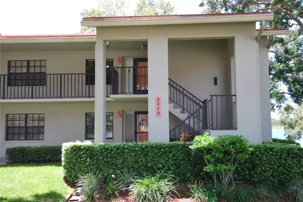 2040 LAKEVIEW DR #206, Clearwater, FL 33763