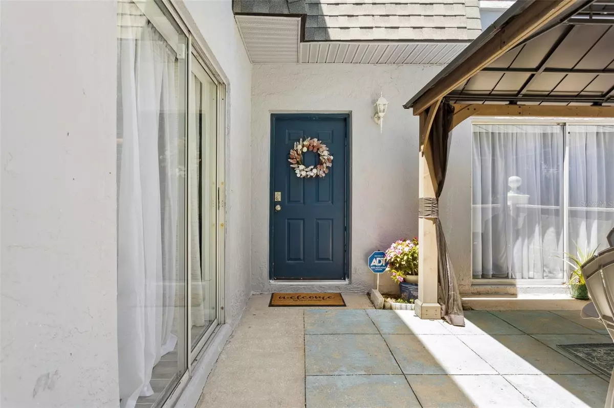 St Petersburg, FL 33714,6117 CALAIS BLVD N #1