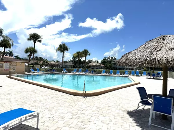 St Petersburg, FL 33715,4900 BRITTANY DR S #1705